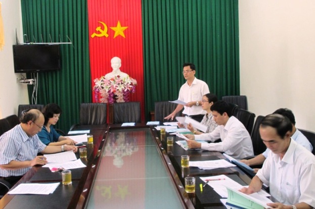 Ban Văn hóa - Xã hội giám sát làm việc với Sở Tài chính và Ngân hàng Chính sách xã hội tỉnh về tình hình hoạt động của Quỹ cho vay giải quyết việc làm của tỉnh