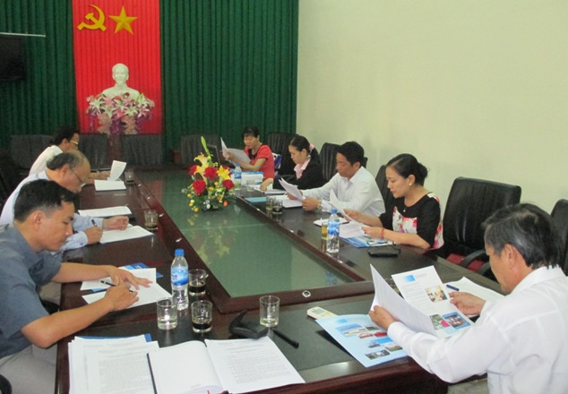 Ban Văn hóa - Xã hội làm việc với Ban quản lý các khu công nghiệp Quảng Ngãi về tình hình thực hiện một số quy định của pháp luật về lao động, việc làm