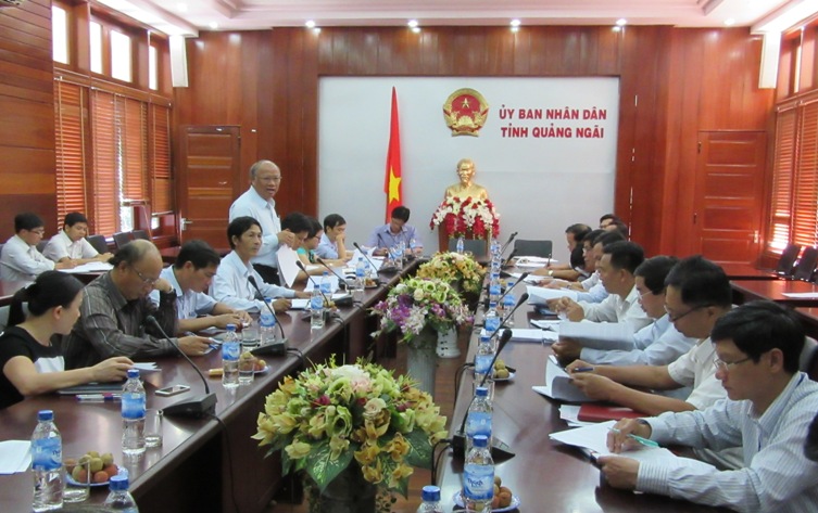 Thông qua báo cáo kết quả giám sát về tình hình phát triển thủy điện trên địa bàn các huyện miền núi của tỉnh.