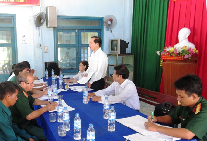 Ban Pháp chế HĐND tỉnh khảo sát việc thực hiện chế độ chính sách và phân cấp chi ngân sách bảo đảm cho lực lượng dân quân tự vệ tại xã Ba Vì, huyện Ba Tơ.