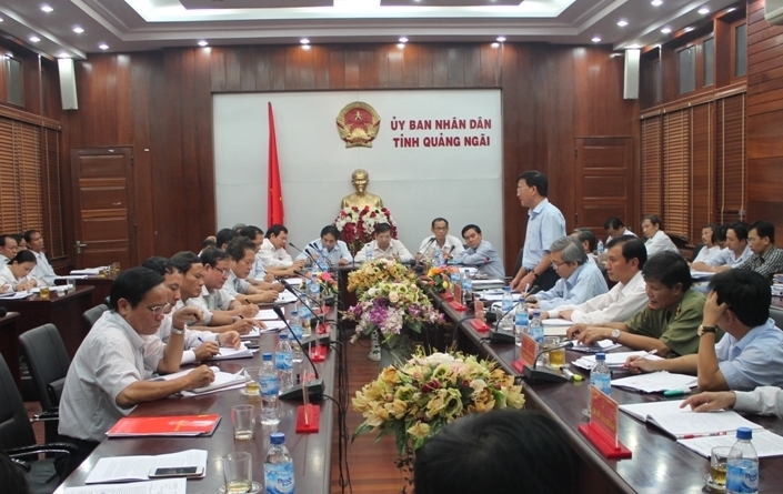 Thường trực, các Ban của HĐND tỉnh dự cuộc họp đóng góp ý kiến dự thảo Báo cáo đánh giá tình hình kinh tế - xã hội, quốc phòng, an ninh năm 2015; phương hướng, nhiệm vụ năm 2016