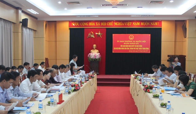 Đoàn giám sát của Ủy ban Thường vụ Quốc hội làm việc với Thường trực HĐND tỉnh tỉnh Quảng Ngãi