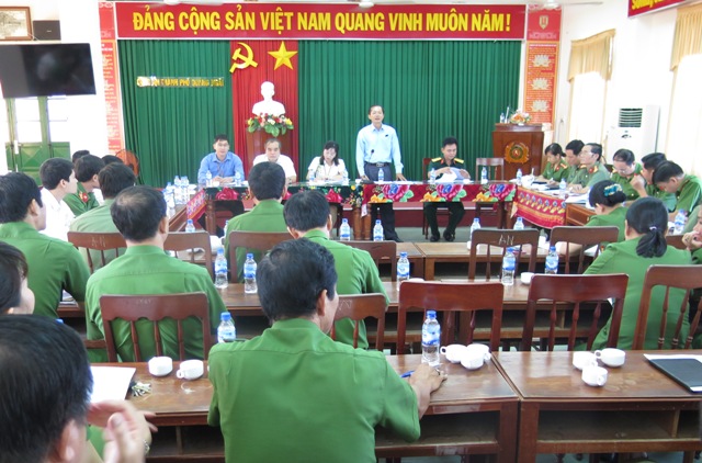 Giám sát việc thực hiện các quy định của pháp luật về quản lý vũ khí, vật liệu nổ, công cụ hỗ trợ tại thành phố Quảng Ngãi