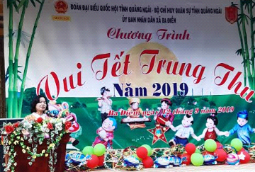 Đoàn đại biểu Quốc hội tỉnh tổ chức Chương trình “Vui Tết Trung thu” cho các cháu thiến niên, nhi đồng xã Ba Điền.