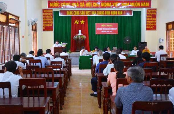 Đại biểu HĐND tỉnh tiếp xúc cử tri tại xã Tịnh Hà