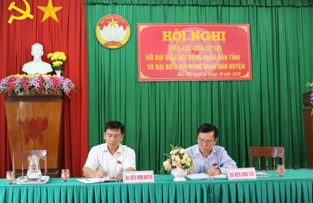 Đại biểu HĐND 2 cấp tỉnh và huyện tiếp xúc cử tri tại Thị trấn Đức Phổ