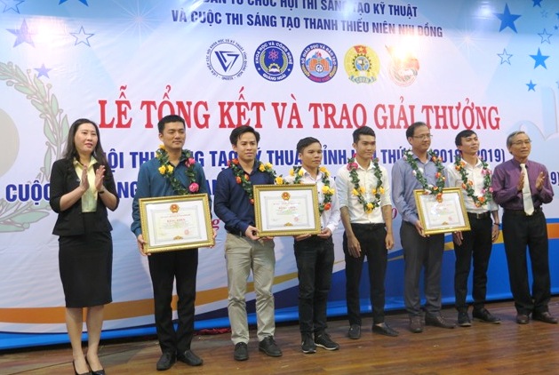 Quảng Ngãi tổ chức trao giải Hội thi sáng tạo kỹ thuật lần thứ 11 và Cuộc thi sáng tạo thanh thiếu niên nhi đồng lần thứ 4