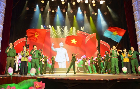 BÁC HỒ VỚI MIỀN NAM TRONG NHỮNG KHÚC DÂN CA