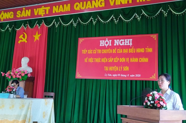 Thường trực HĐND tỉnh tiếp xúc cử tri và làm việc với huyện Lý Sơn
