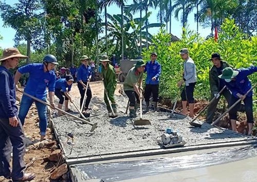 Đẩy mạnh thực hiện phong trào thi đua “Quảng Ngãi chung sức xây dựng nông thôn mới” giai đoạn 2020 - 2025