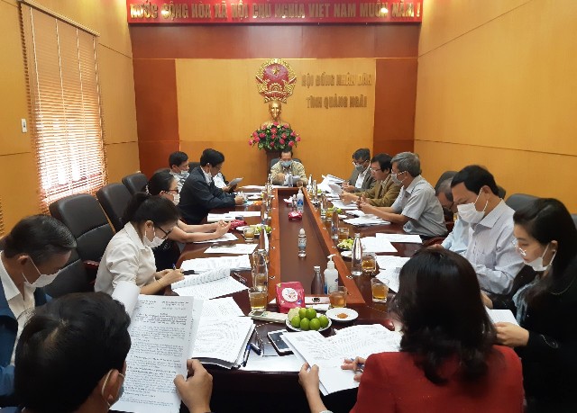 Ban Kinh tế - Ngân sách HĐND tỉnh họp thẩm tra nội dung dự thảo Nghị quyết do UBND tỉnh trình thông qua tại Kỳ họp thứ 23 HĐND tỉnh khóa XII