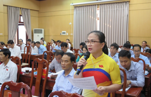 HĐND tỉnh Quảng Ngãi khóa XII thảo luận, biểu quyết thông qua dự thảo Nghị quyết Phân khai kinh phí thực hiện một số mục tiêu, nhiệm vụ năm 2021 từ nguồn Trung ương bổ sung có mục tiêu và nguồn ngân sách tỉnh với tổng số tiền là 549.030 triệu đồng