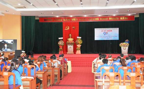 Huyện đoàn Sơn Tịnh tổ chức lễ kỷ niệm 90 năm Ngày thành lập Đoàn TNCS Hồ Chí Minh