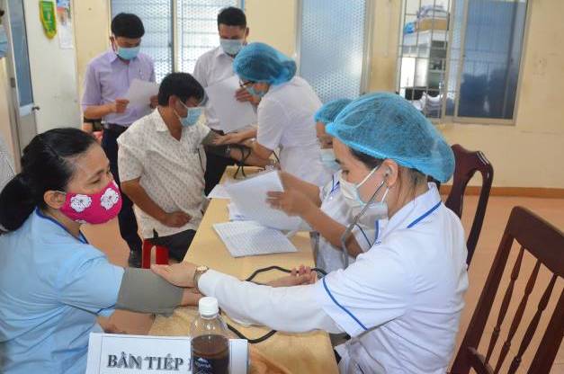 SƠN TỊNH TIÊM VẮC XIN COVID-19 ĐỢT 1 NĂM 2021