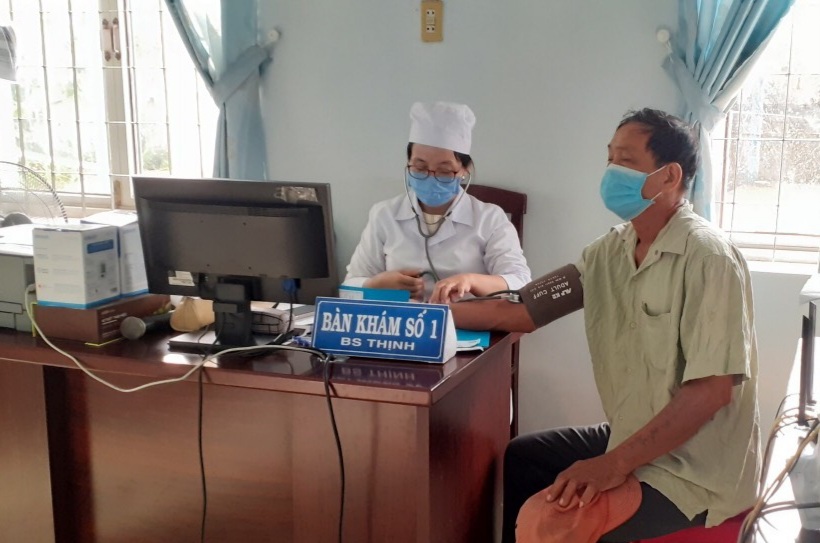 Bác sĩ Trần Thị Phong Thịnh - điển hình học và làm theo gương Bác