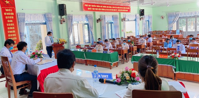 HĐND xã Hành Tín Đông khóa V, nhiệm kỳ 2021-2026 tổ chức kỳ họp thứ 2