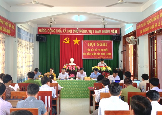 Tổ đại biểu HĐND tỉnh tiếp xúc cử tri hai cấp tỉnh - huyện tại huyện Ba Tơ