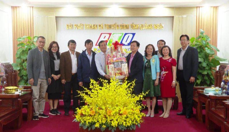 Thường trực HĐND tỉnh thăm, chúc tết các cơ quan báo chí nhân dịp đón xuân Quý Mão 2023