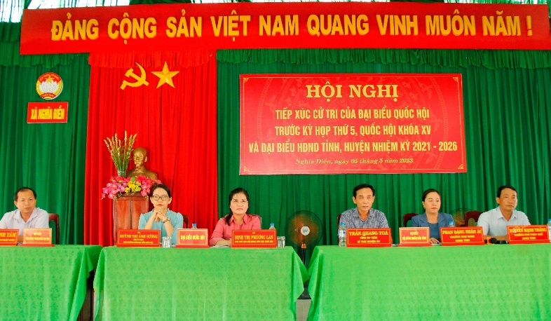 Đại biểu Quốc hội tiếp xúc cử tri tại xã Nghĩa Điền, huyện Tư Nghĩa