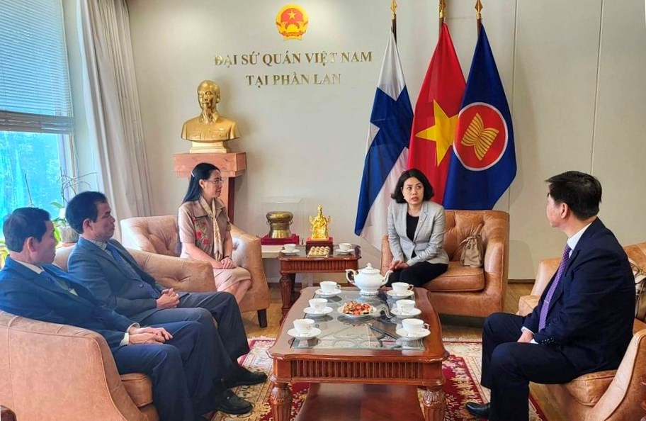 HĐND tỉnh học tập kinh nghiệm phát triển giáo dục tại Phần Lan