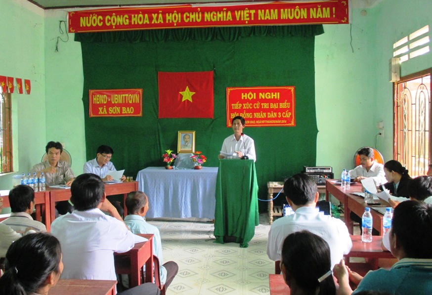 Tổ đại biểu HĐND tỉnh tiếp xúc cử tri tại xã Sơn Bao, huyện Sơn Hà