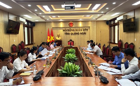 Thường trực HĐND tỉnh xem xét và cho ý kiến về đề nghị xây dựng Nghị quyết