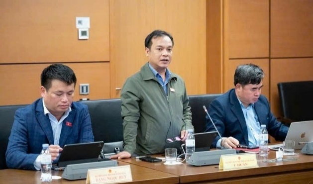 Quốc hội thảo luận dự thảo Văn kiện trình Đại hội đại biểu toàn quốc lần thứ XIV của Đảng